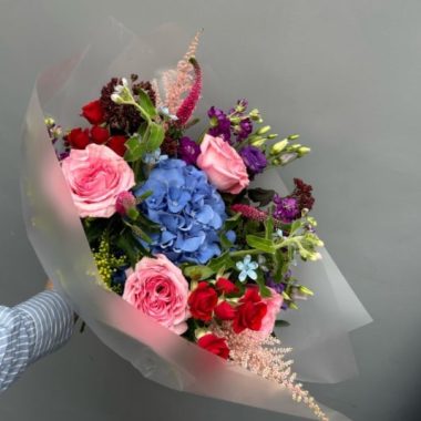 Bouquet mix with hydrangeas