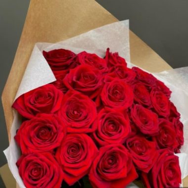 Bouquet of 24 red roses
