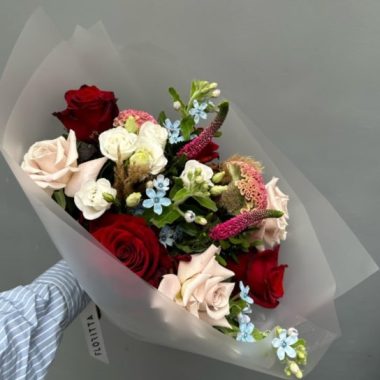 Mix bouquet with red roses