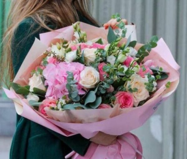 White and Pink Bouquet